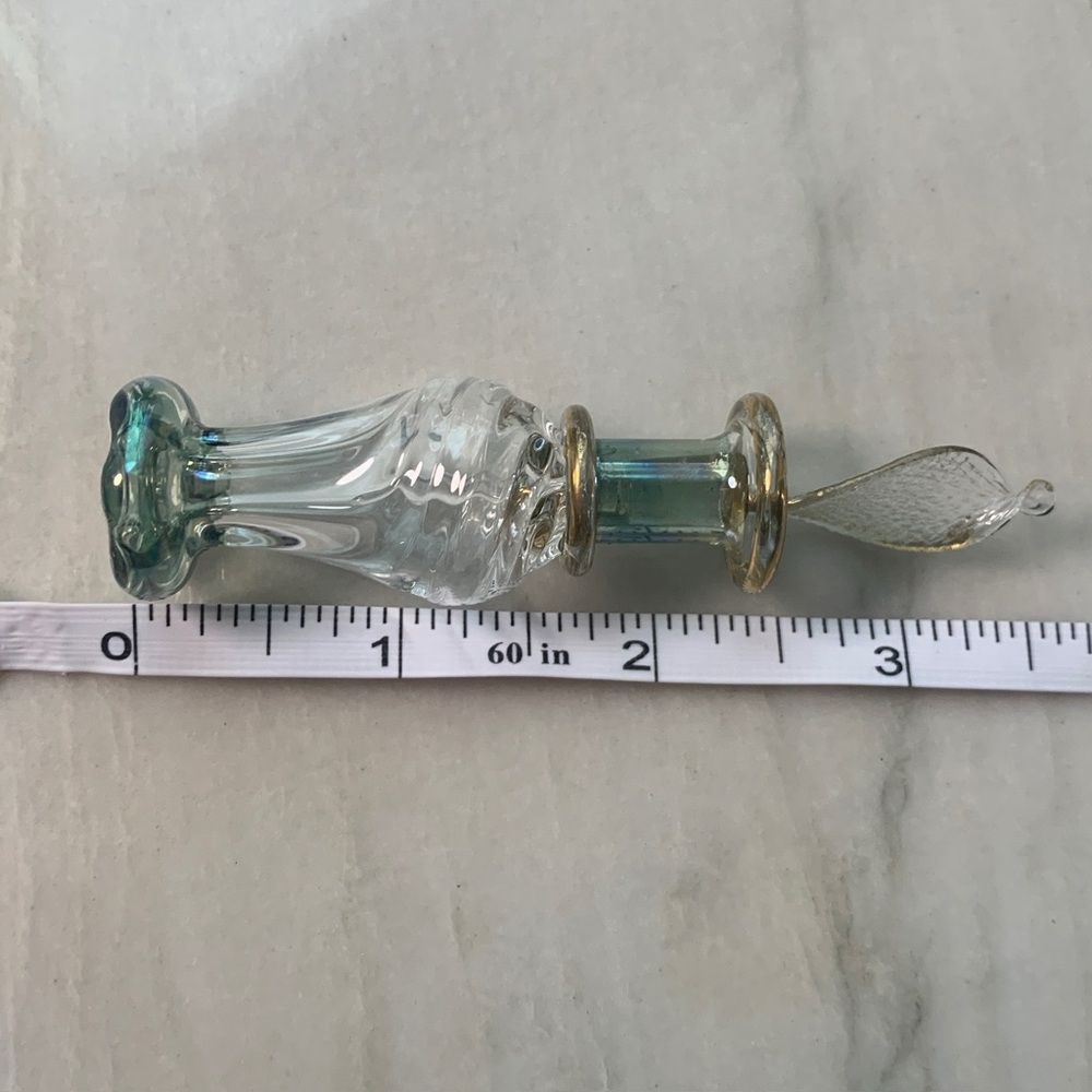 2201 Elegant Glass Mini Perfume Bottle with Gold Accents - Picture 5 of 9